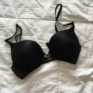 Victoria’s Secret - Very Sexy Bombshell Add-2-Cups Push-Up Bra - 30C